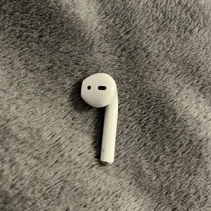 Right Apple AirPod